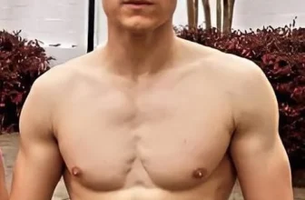 Tom Holland Musculation : Programme & Exercices  » Cindy « 